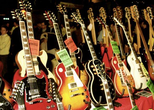 5 cose da non fare e da sapere quando si prova una chitarra a SHG